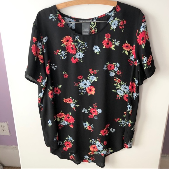 Chelsea /& Theodore Womens Short Sleeve Hi-Low Round Hem Dressy Blouse Tops